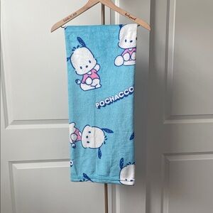 Sanrio throw blanket blue pochacco 41x49